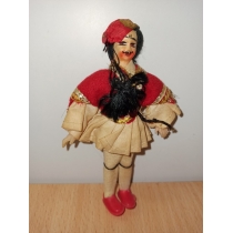 Коллекционная кукла Греции (высота 11.8 см)