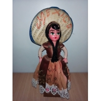 Коллекционная  кукла МЕКСИКА ( высота по макушку 16 см, общая 18.5 см )