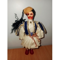Коллекционная кукла из Греции ( высота 17.5см) 