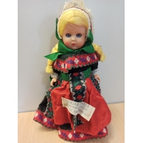 Коллекционная кукла  Дания ( высота 16.5 см) 