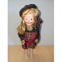Коллекционная кукла Англия ( высота 16.5 см ) 