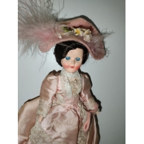 Коллекционная кукла Англия  ( высота 19 см) 