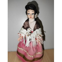 Коллекционная куколка ( высота общая 16.7 см) 
