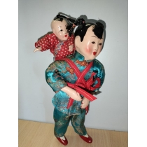 Коллекционная кукла ( высота 22.5 см) 