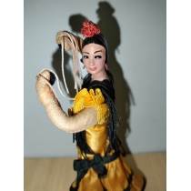 	Коллекционная кукла Испания ( высота 16.3 см) 