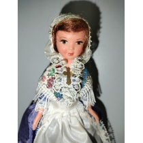 Коллекционная кукла Франция ( высота по макушку 14 см)