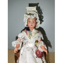 Коллекционная кукла Париж ( высота 16.5  см) 
