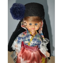 Коллекционная кукла  Португалия ( высота 16 см) 