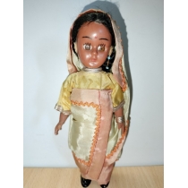 Коллекционная кукла ( высота 18.5 см) 