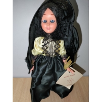 Коллекционная кукла Мальта  ( высота 20 см) 
