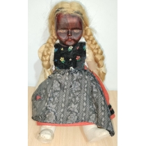 Очень старая кукла с деревянной головой ( высота 38 см)