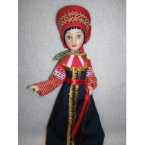 Фарфоровая куколка (высота 19.5 см)