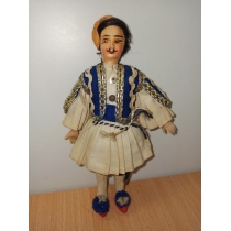 Коллекционная кукла Греции (высота  17.5см)