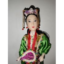 Коллекционная азиатская кукла ( общая высота 29см) 
