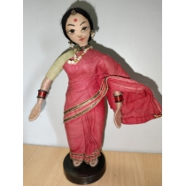 Коллекционная кукла  Индия ( высота 19.3см) 
