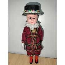Коллекционная  кукла Англия ( высота общая 14.5 см)